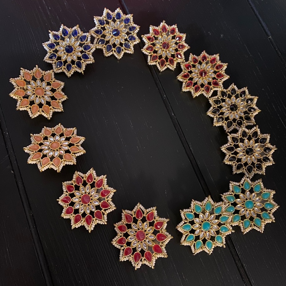 Beautiful Kundan & gold plated studs